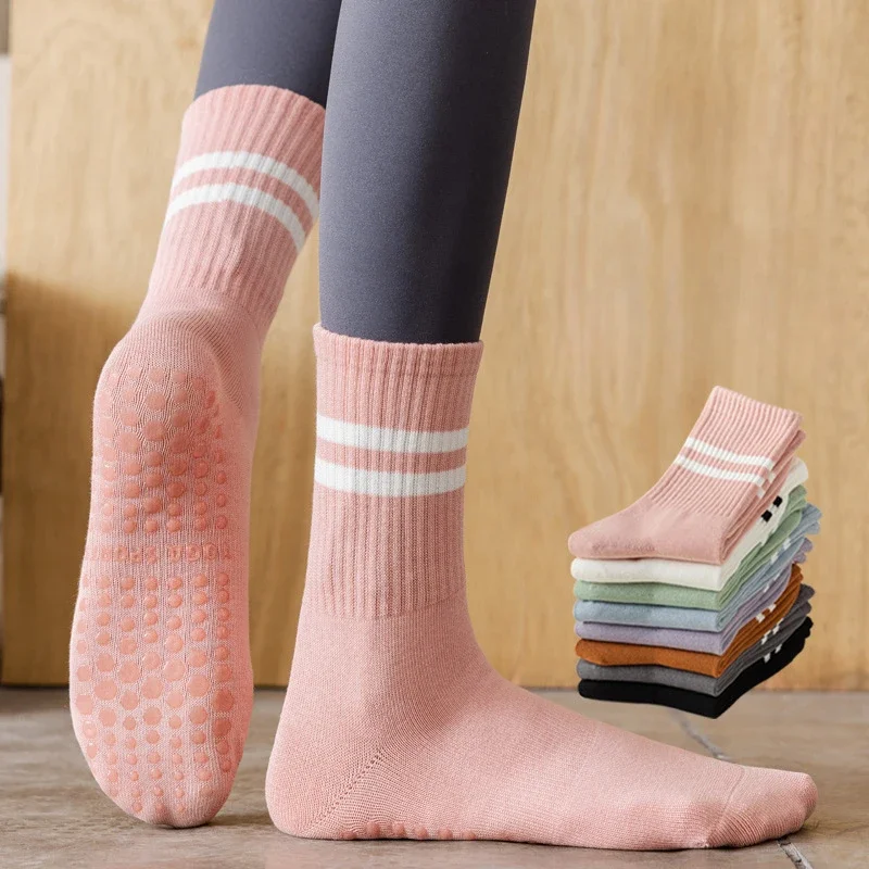 2025 New Professional Women's Non-Slip Yoga Socks – Cotton Mid-Tube with Silicone Grip for Gym, Dance & Pilates - Image 3